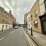 Bethnal Green Rooms R3